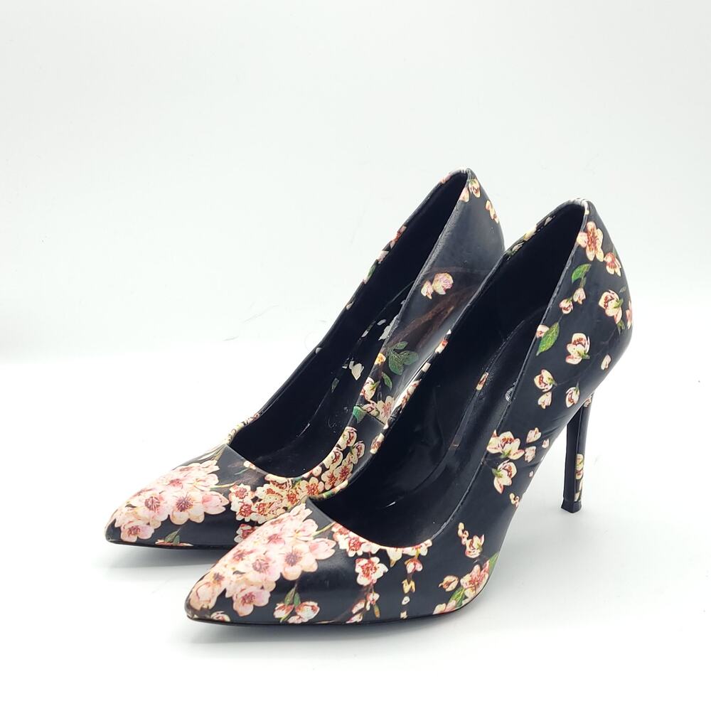 Carlos Santana Cherry Blossom black floral print stiletto heels womens size 7.5